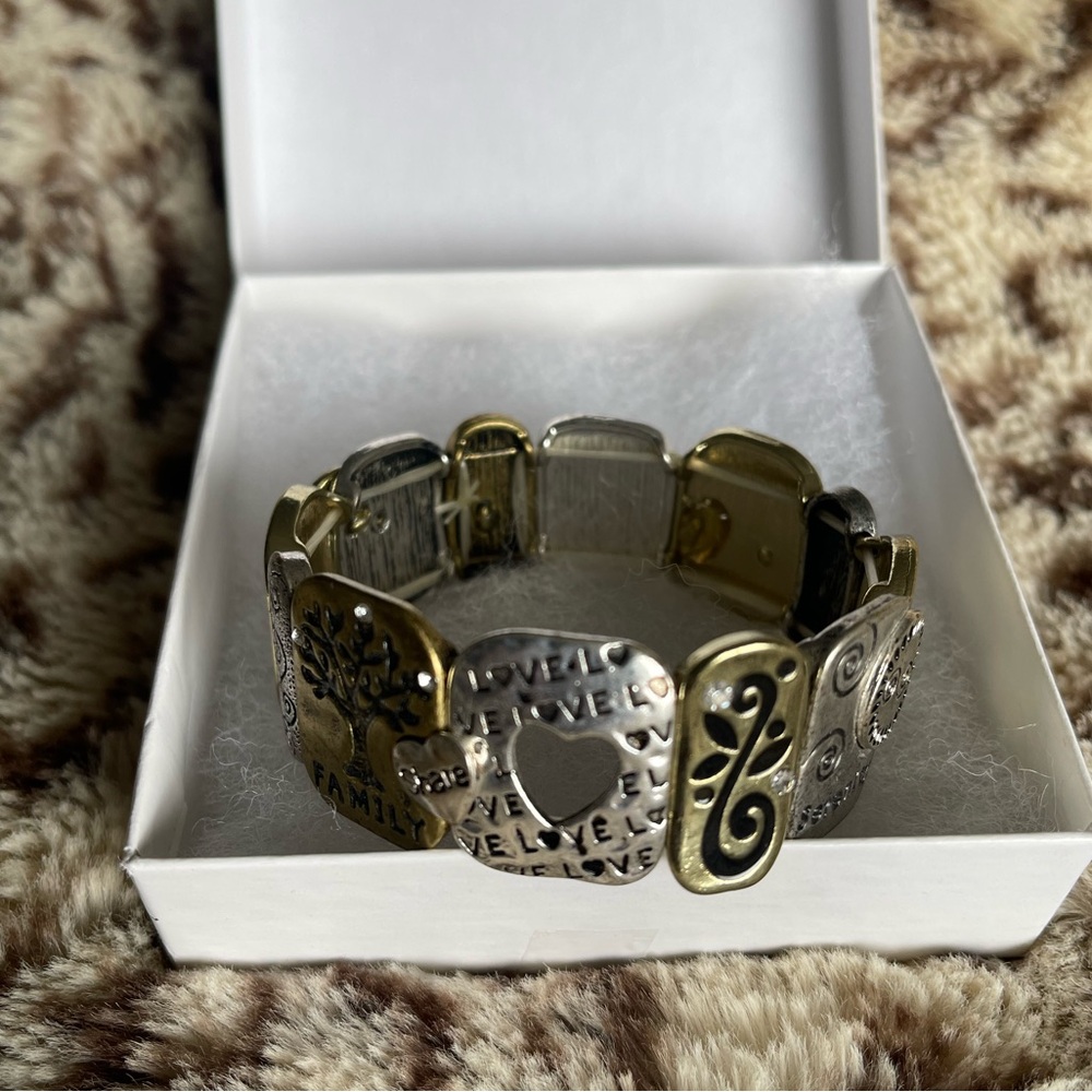Metal stretch bracelet